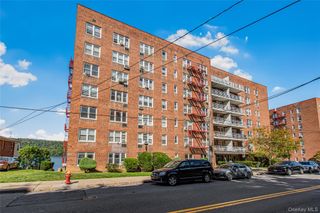 679 Warburton Avenue 2R, Yonkers, NY 10701