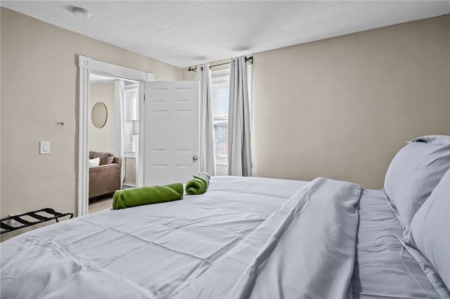 72 Rugby Street, Providence, RI 02905