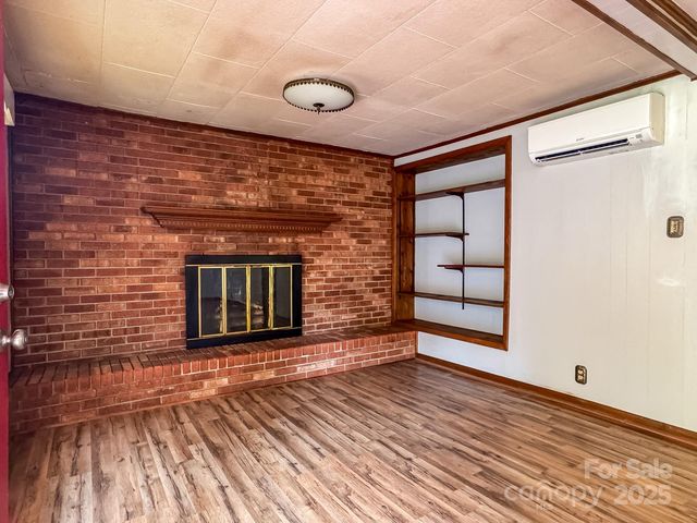 6689 Hildebran Shelby Road, Hickory, NC 28602