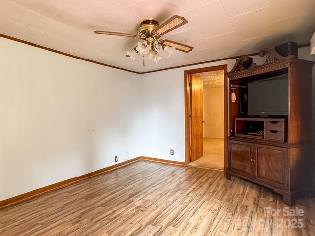6689 Hildebran Shelby Road, Hickory, NC 28602