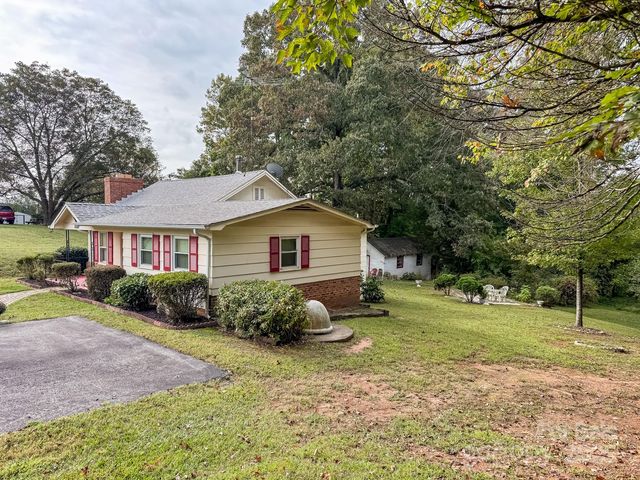 6689 Hildebran Shelby Road, Hickory, NC 28602