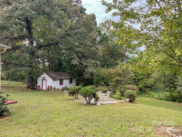 6689 Hildebran Shelby Road, Hickory, NC 28602