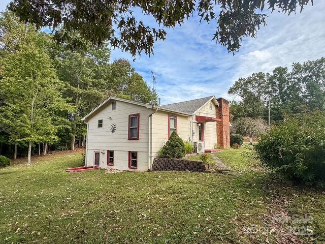 6689 Hildebran Shelby Road, Hickory, NC 28602