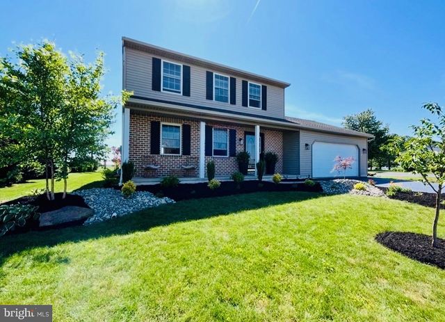 10 GEORGIE LN, Richland, PA 17087