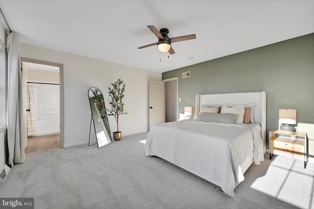 10 GEORGIE LN, Richland, PA 17087