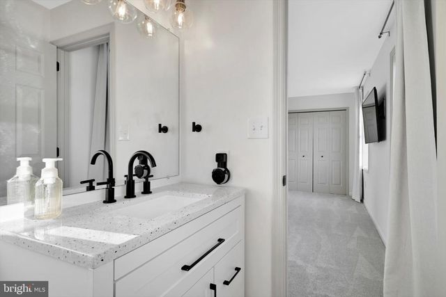 10 GEORGIE LN, Richland, PA 17087