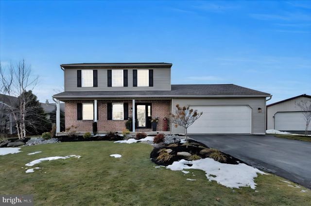 10 GEORGIE LN, Richland, PA 17087