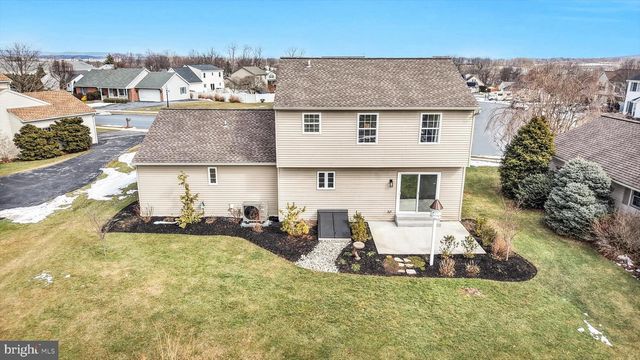 10 GEORGIE LN, Richland, PA 17087