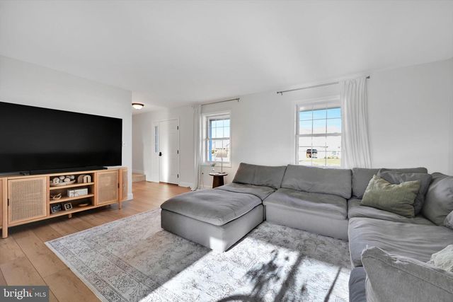 10 GEORGIE LN, Richland, PA 17087