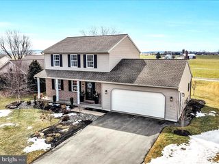 10 GEORGIE LN, Richland, PA 17087