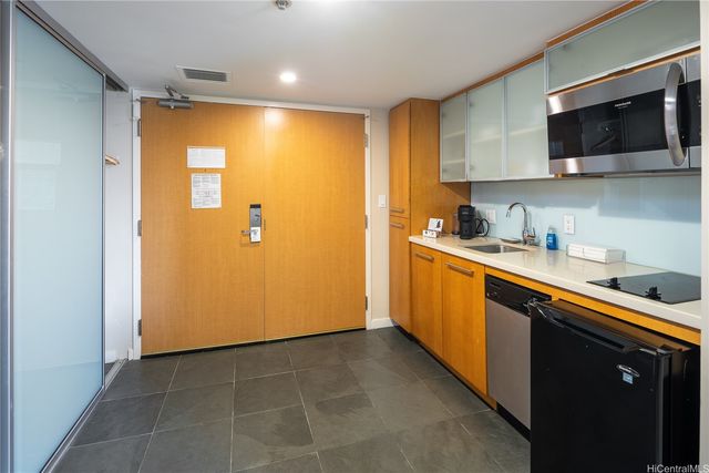 410 Atkinson Drive 3301, Honolulu, HI 96814