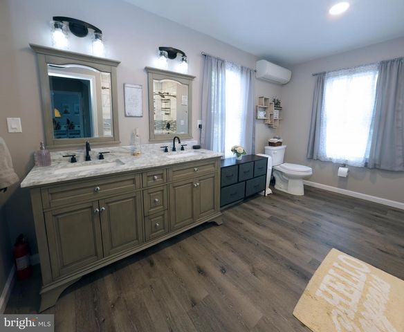 770 FRITZTOWN RD, Reading, PA 19608