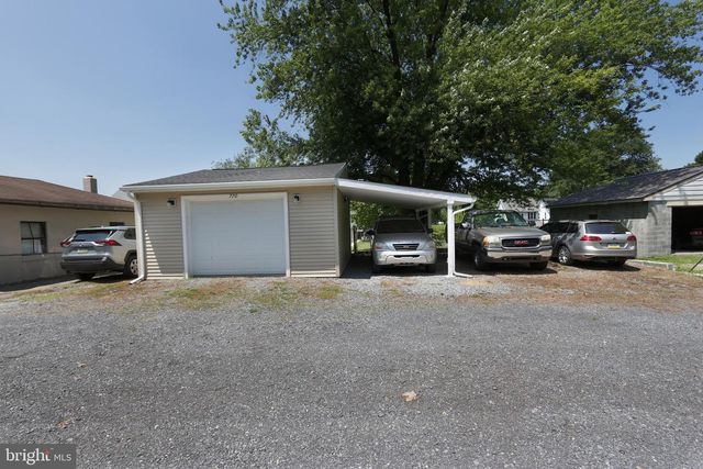 770 FRITZTOWN RD, Reading, PA 19608
