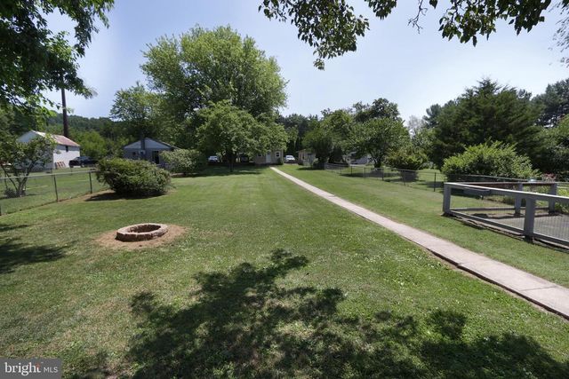 770 FRITZTOWN RD, Reading, PA 19608