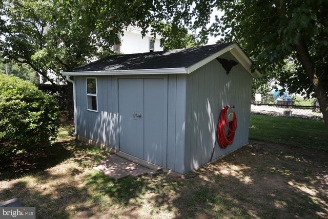 770 FRITZTOWN RD, Reading, PA 19608