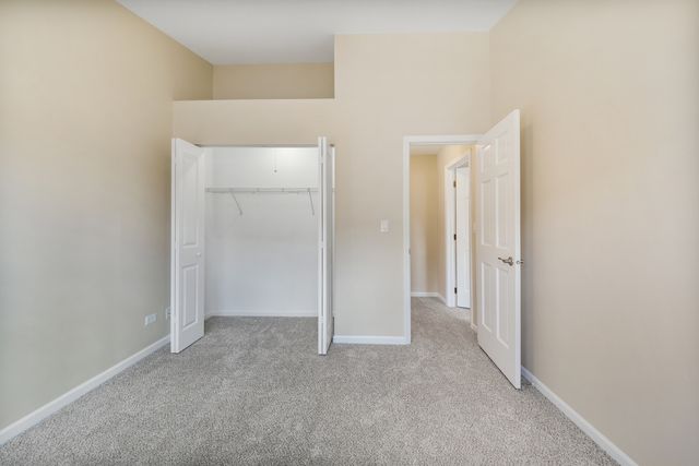 507 W Parkside Drive, Palatine, IL 60067