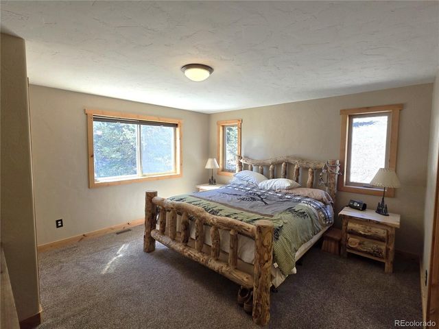 1007 Hereford Dr, Hartsel, CO 80449