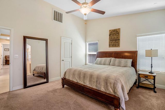 347 Maclure Avenue W, Madera, CA 93636
