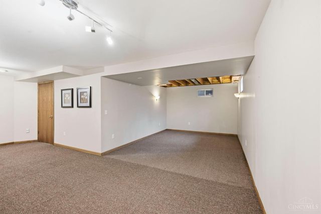 6258 Chablis Drive, Liberty Twp, OH 45011