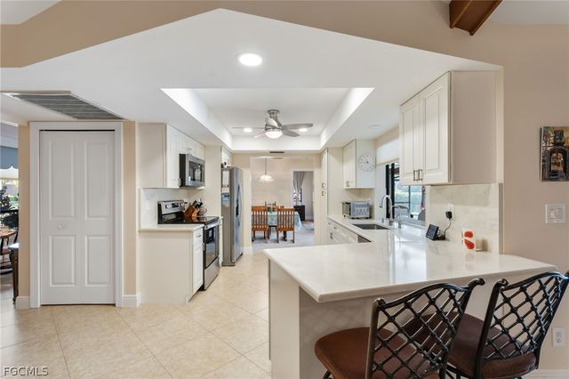 1202 SW 51st TER, Cape Coral, FL 33914