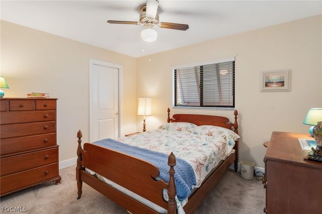 1202 SW 51st TER, Cape Coral, FL 33914