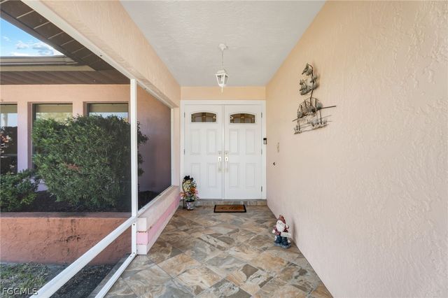 1202 SW 51st TER, Cape Coral, FL 33914