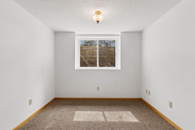 901 Mendakota Court, Mendota Heights, MN 55120