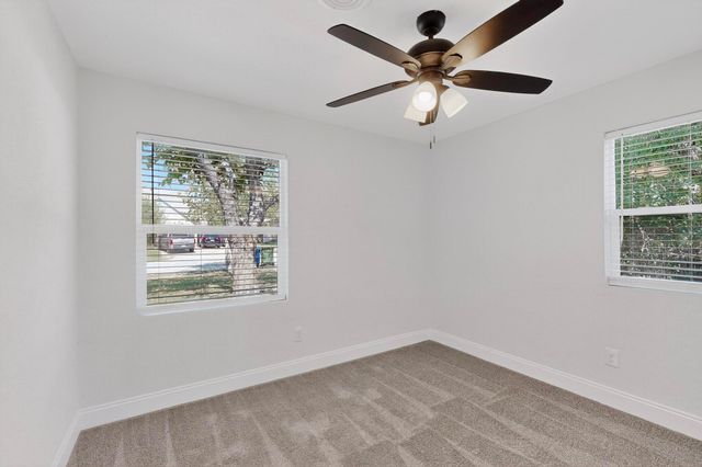 2412 Northshore Drive, Carrollton, TX 75006