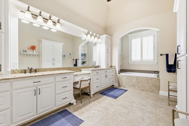 312 Montrose Lane, Southlake, TX 76092