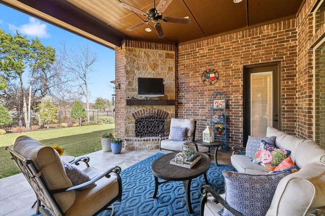 312 Montrose Lane, Southlake, TX 76092