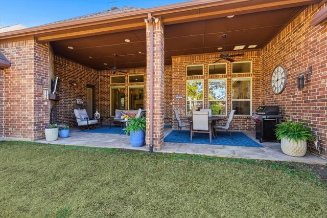 312 Montrose Lane, Southlake, TX 76092