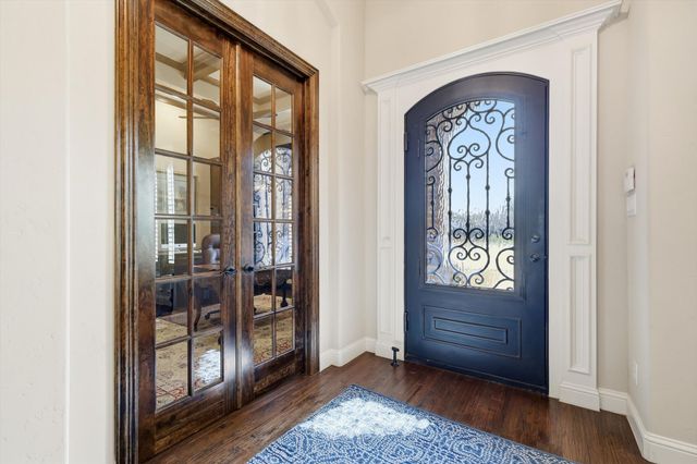 312 Montrose Lane, Southlake, TX 76092