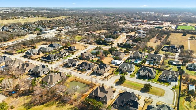 312 Montrose Lane, Southlake, TX 76092