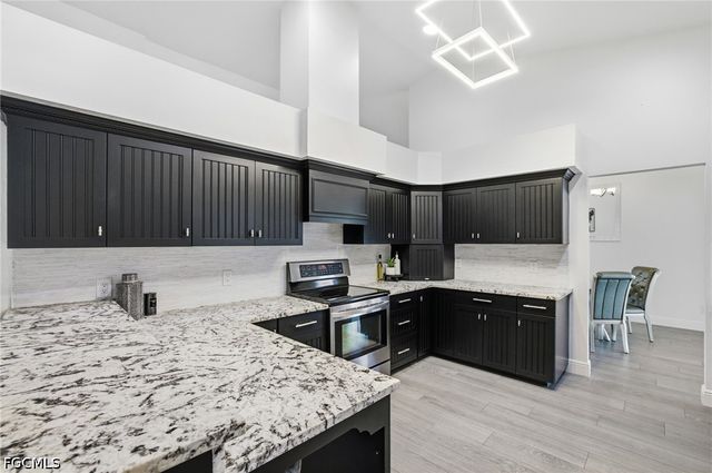 27130 Holly LN, Bonita Springs, FL 34135