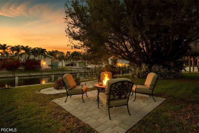 27130 Holly LN, Bonita Springs, FL 34135