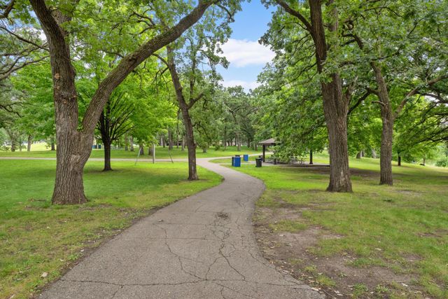 6825 Harriet Avenue, Richfield, MN 55423