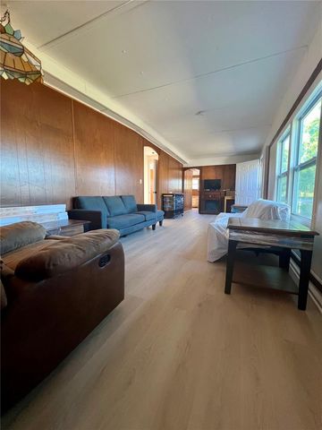 209 LARK DRIVE, Largo, FL 33778