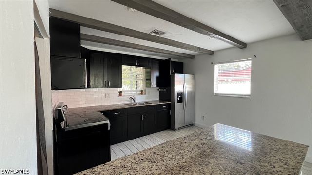 5374 Warren ST, Naples, FL 34113