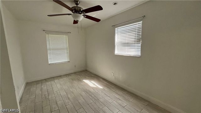 5374 Warren ST, Naples, FL 34113