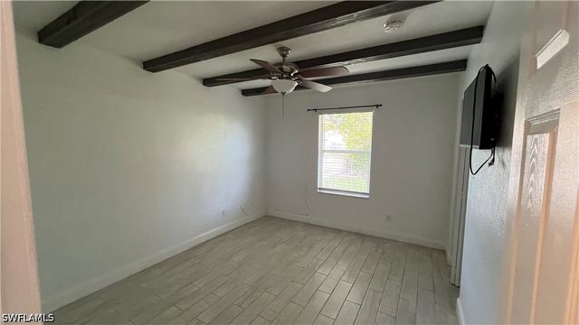 5374 Warren ST, Naples, FL 34113