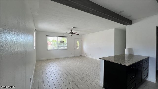 5374 Warren ST, Naples, FL 34113