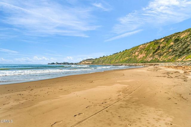 6779 Ojai Avenue, Ventura, CA 93001