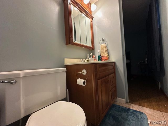 801 Stamper Lane, Godfrey, IL 62035