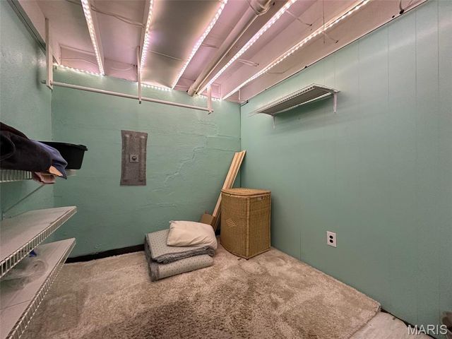 801 Stamper Lane, Godfrey, IL 62035