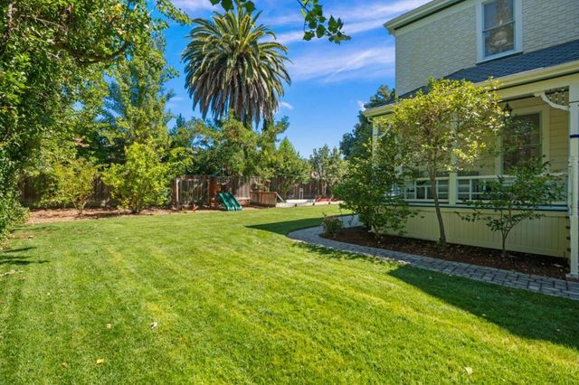 288 Nino Way, Los Gatos, CA 95032