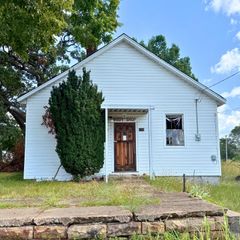 312 S Church Street, Everton, MO 65646