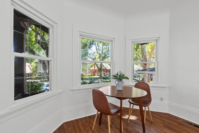 2710 D St, Sacramento, CA 95816