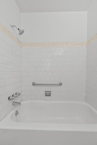 2710 D St, Sacramento, CA 95816