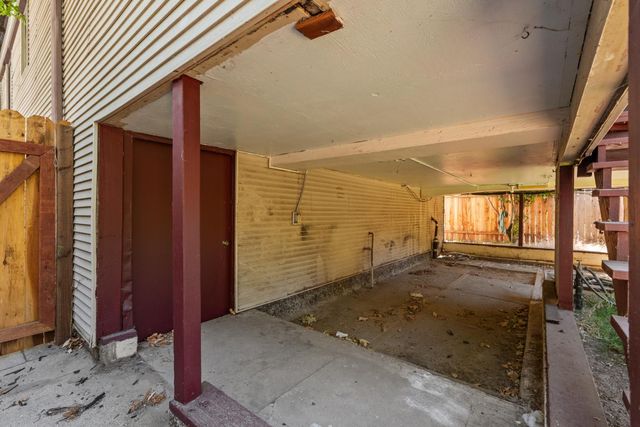 2710 D St, Sacramento, CA 95816