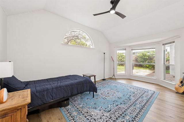 703 Turnstone Drive, Arlington, TX 76018